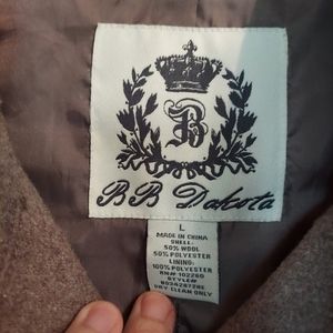 Ladies size L BB Dakota light brown wool coat.